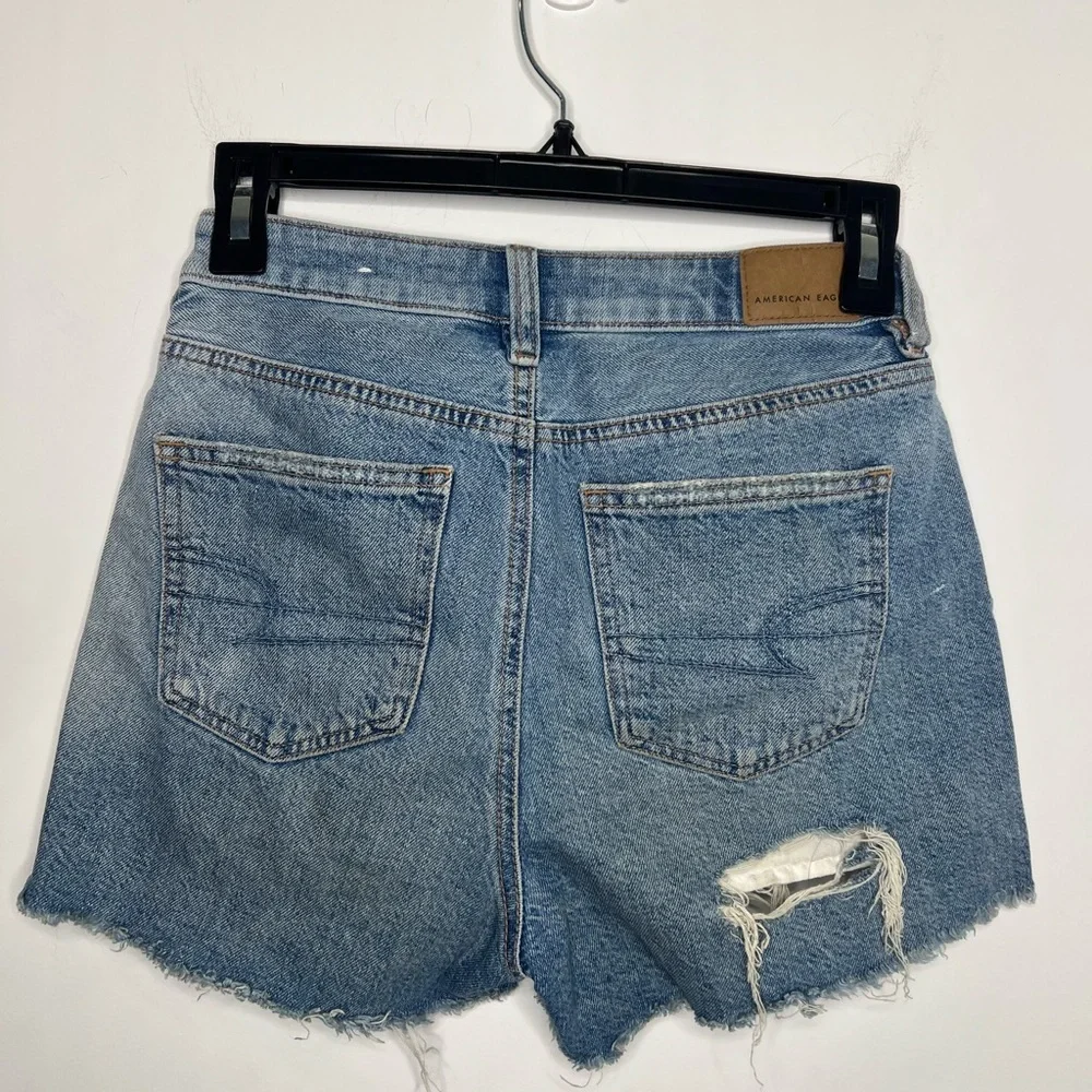 American Eagle Ripped Mom Shorts Size 000 - Picture 4 of 6